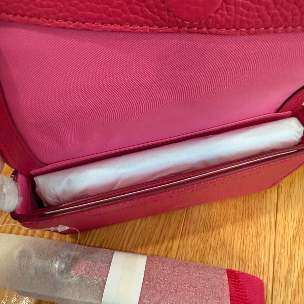 NWT Marc Jacobs THE LEATHER MINI BAG- raspberry pink - Picture 5 of 6